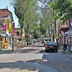 Prinsenhof # Tweeentwintig Bergen