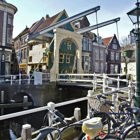 Апартаменты Prinsenhof # Tweeentwintig *