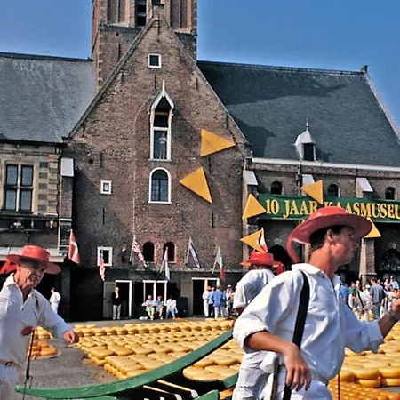Prinsenhof # Tweeentwintig Апартаменты *